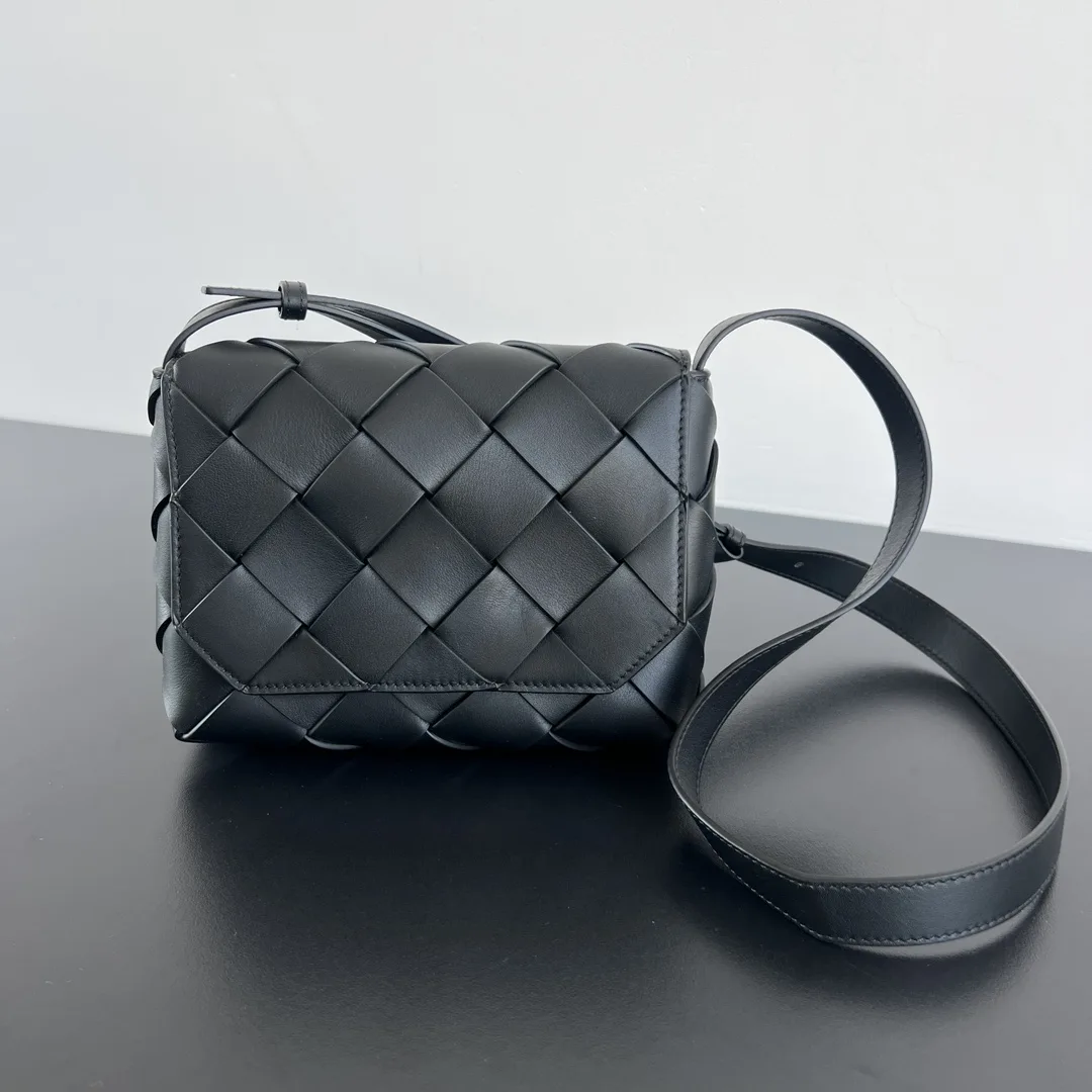 보테가베네타  Diago 크로스바디 백 795637 22.5x16.5x5.5cm