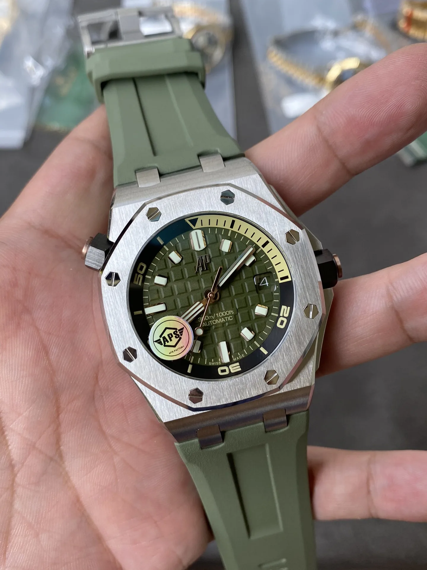 APS l 4302 l 42mm l 오데마피게 15720