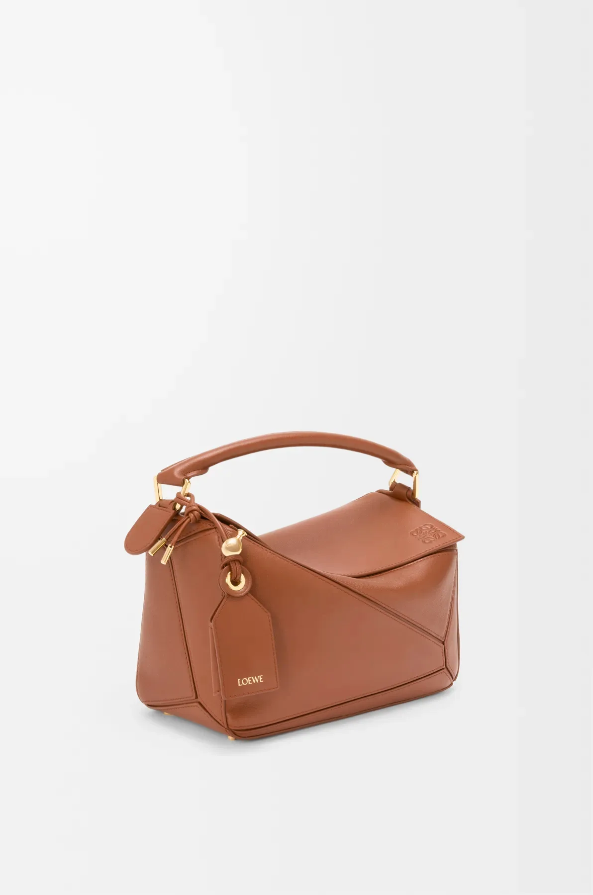 로에베 스몰 페더라이트 퍼즐 백  24*10.5*16.5cm